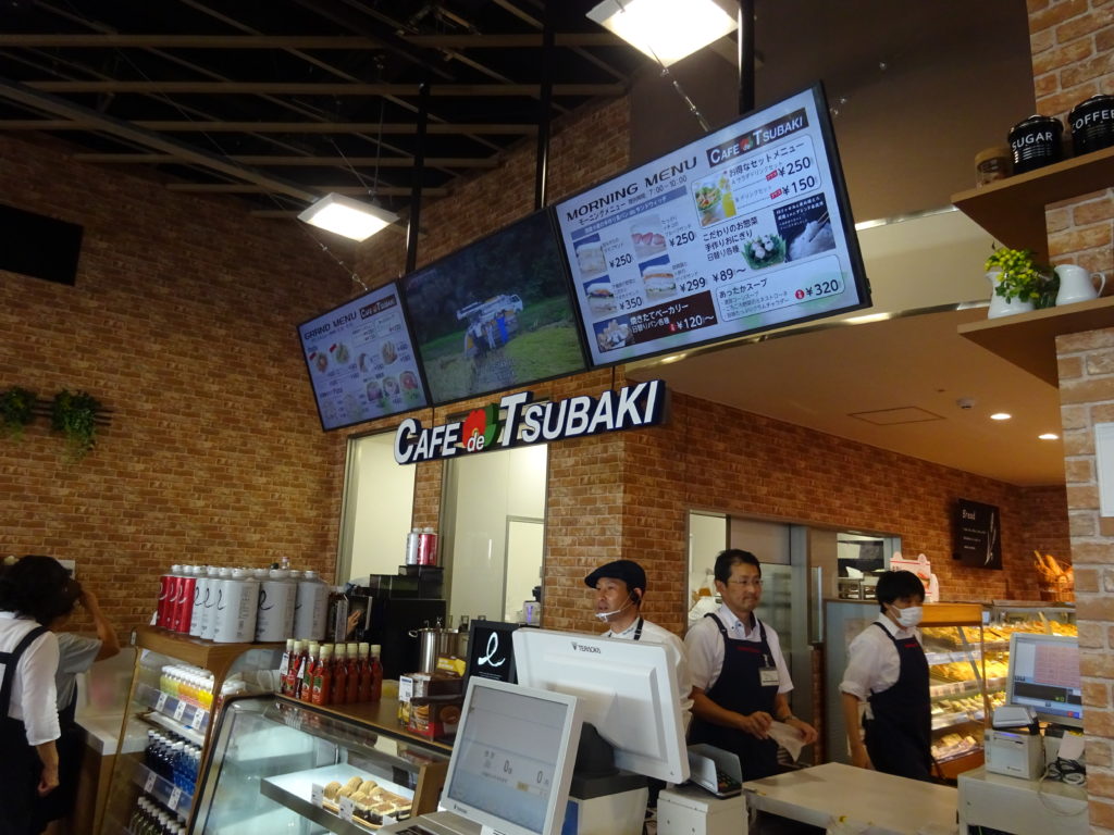 初導入のバイオーダー式カフェ「Café de TSUBAKI」