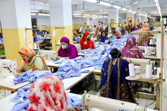 バングラディッシュの縫製工場