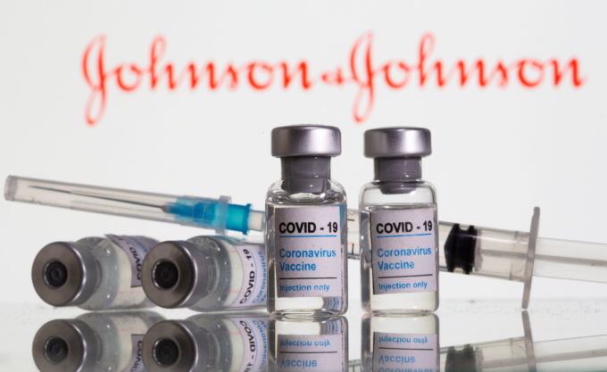 ジョンソン・エンド・ジョンソン（Ｊ＆Ｊ）のロゴと新型コロナワクチン