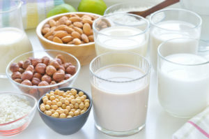 植物性ミルクのイメージ