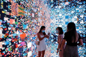 香港で２０２１年９月開催されたデジタルアートフェア