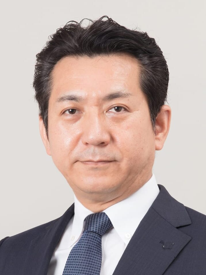 柳平孝氏