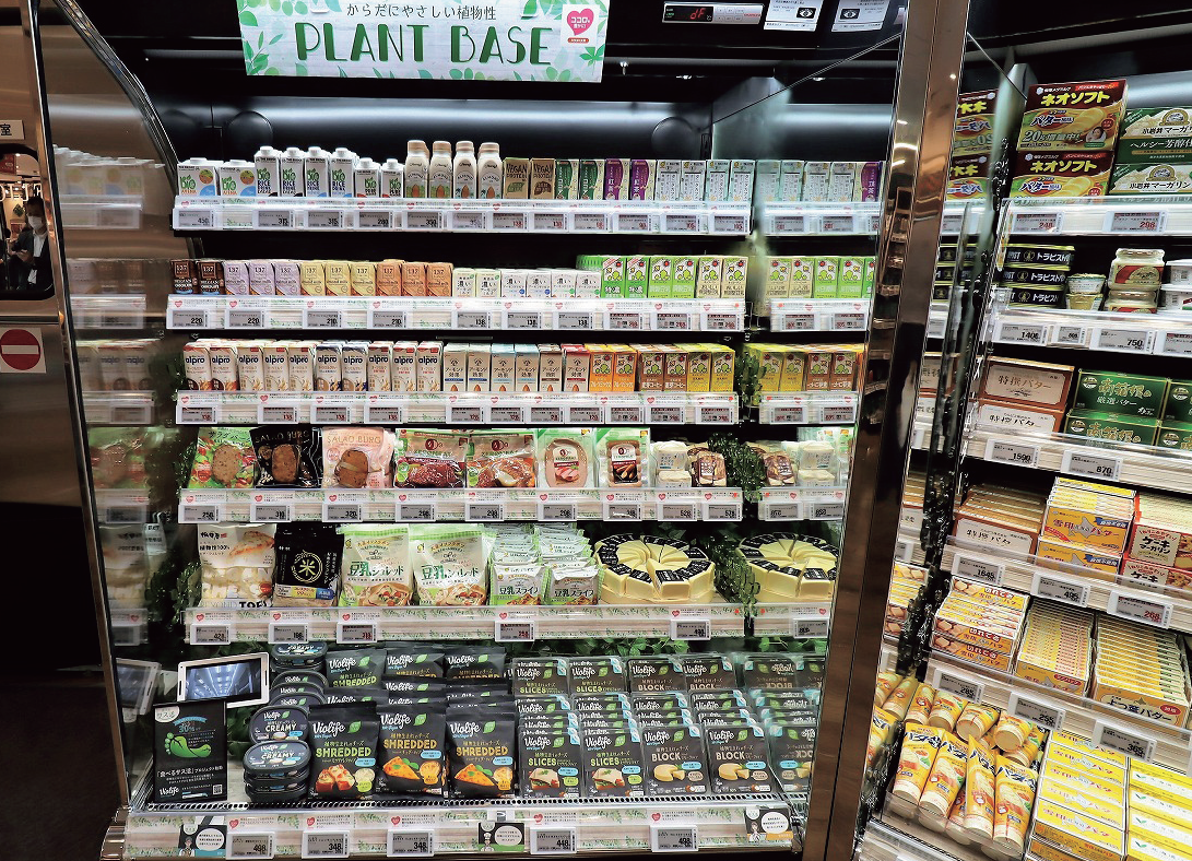 洋日配の冷蔵ケース