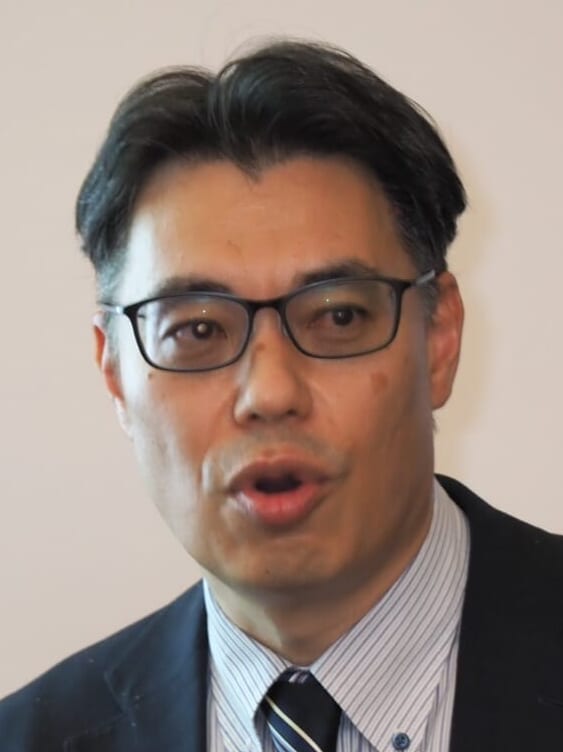 森田 元庸氏