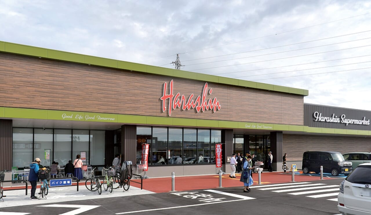 原信呉羽店外観