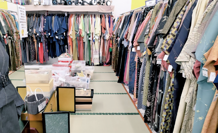 ハードオフの店内