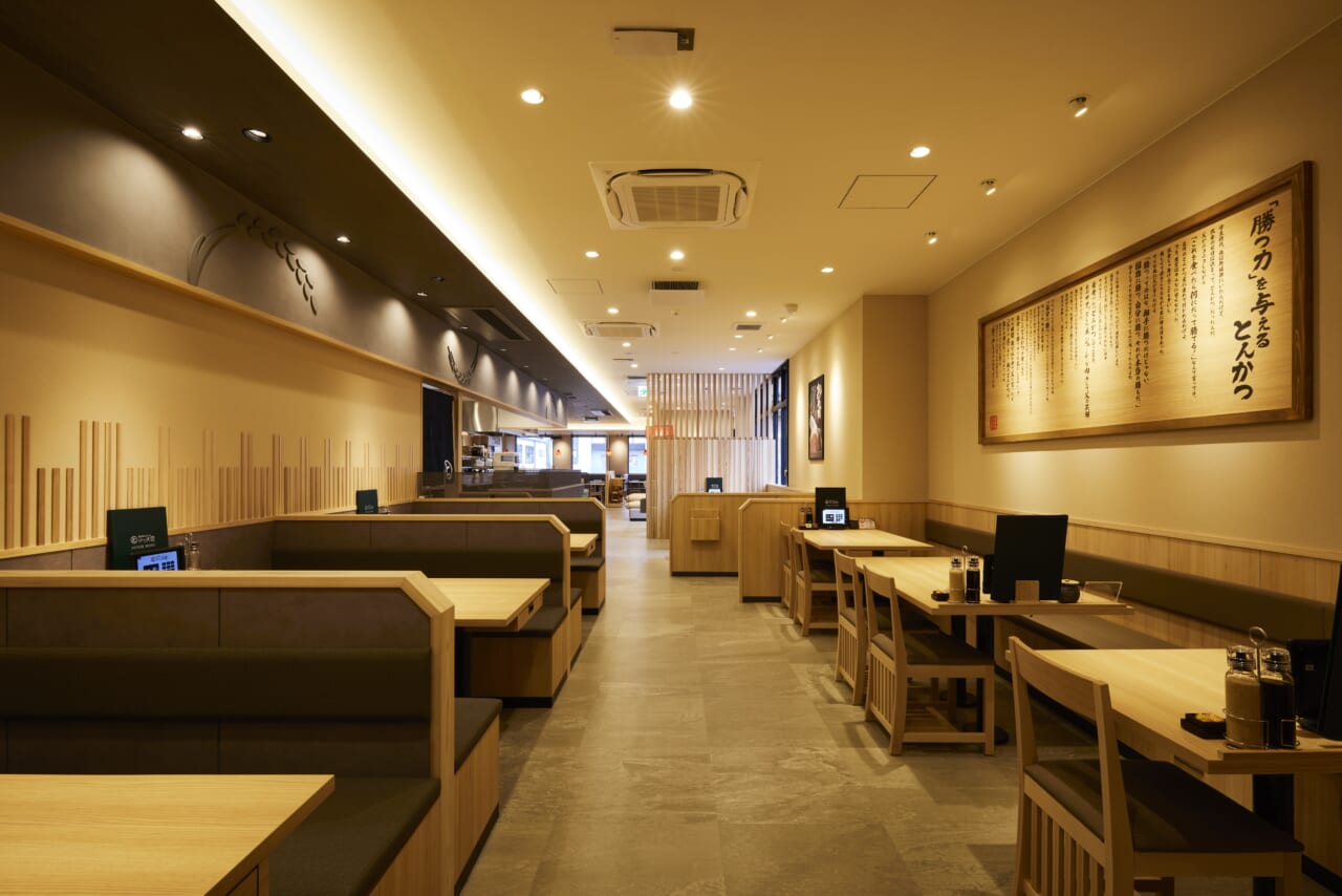 熟成肉とんかつロース堂豊橋曙本店の客席