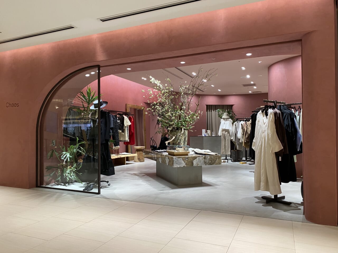 カオスのGINZA SIX店