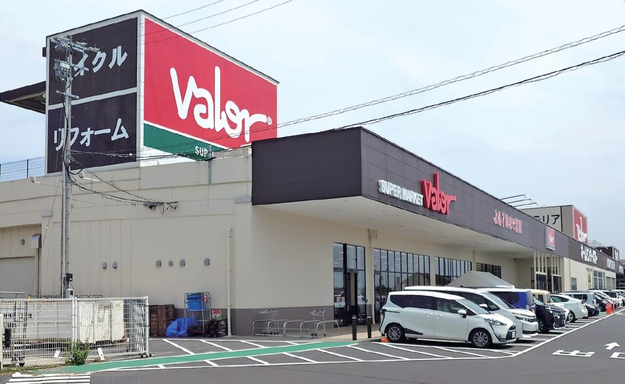 スーパーマーケットバロー稲沢平和店外観