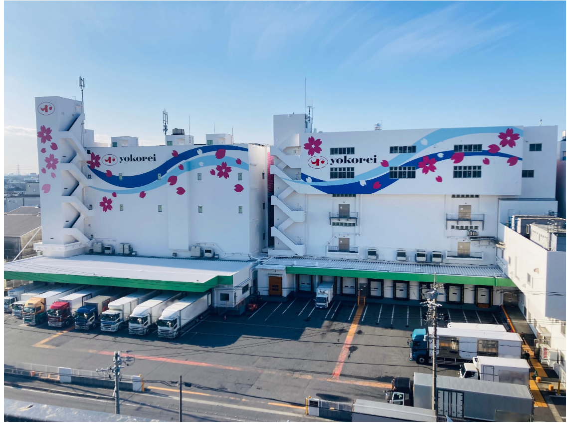 日本アクセスの中部フローズンマザー物流センター(横浜冷凍株式会社 小牧物流センター内)